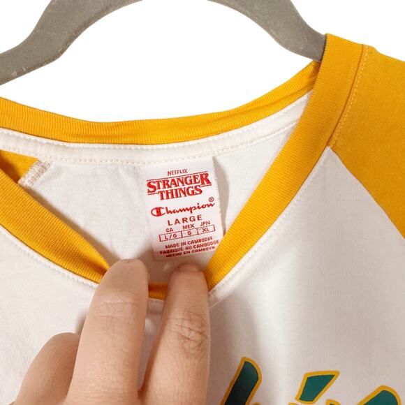 Champion Stranger Things Hawkins T-Shirt Size Large - Picture 2 of 4